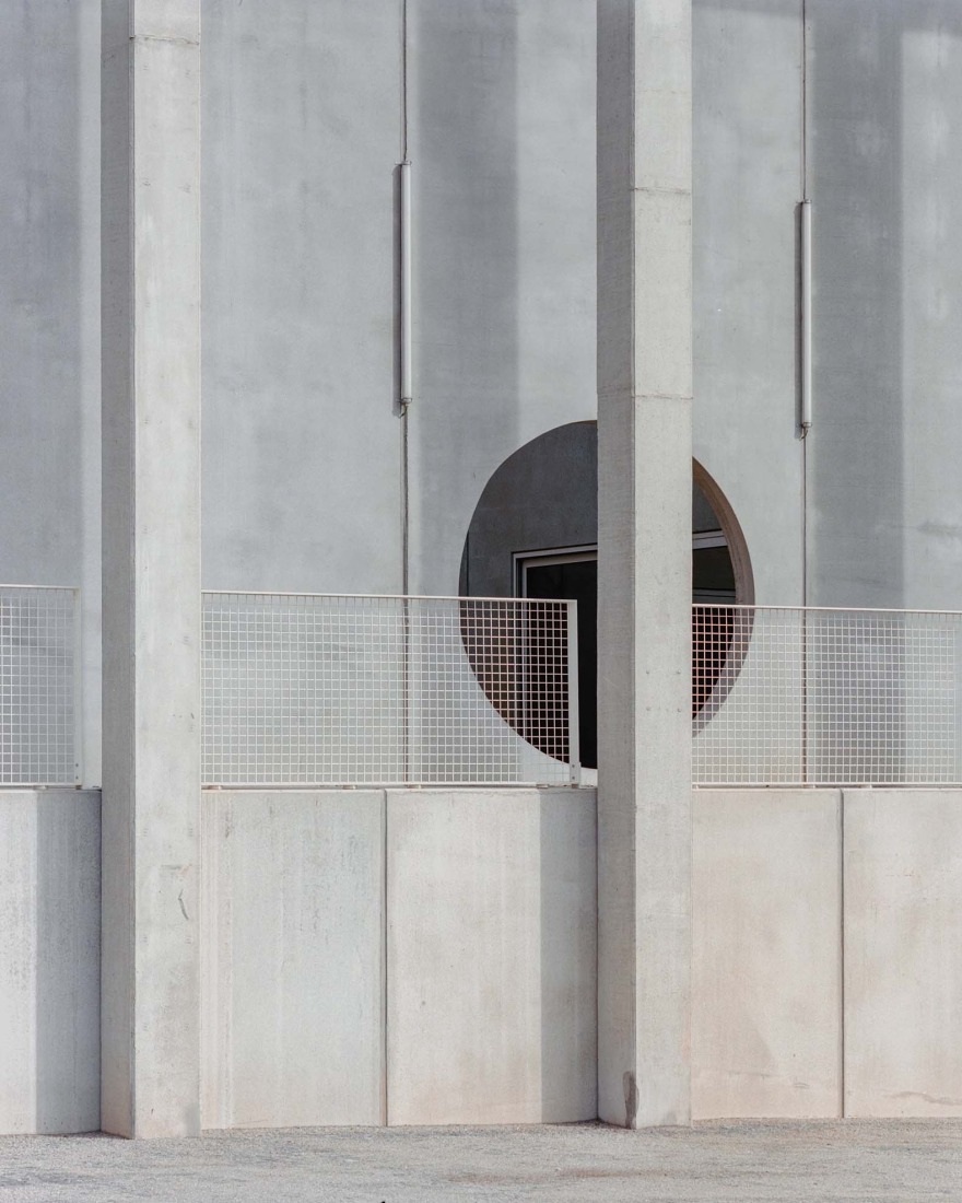 Corcet Headquarters Building by Nuno Melo Sousa. Photograph by Federico Farinatti. 