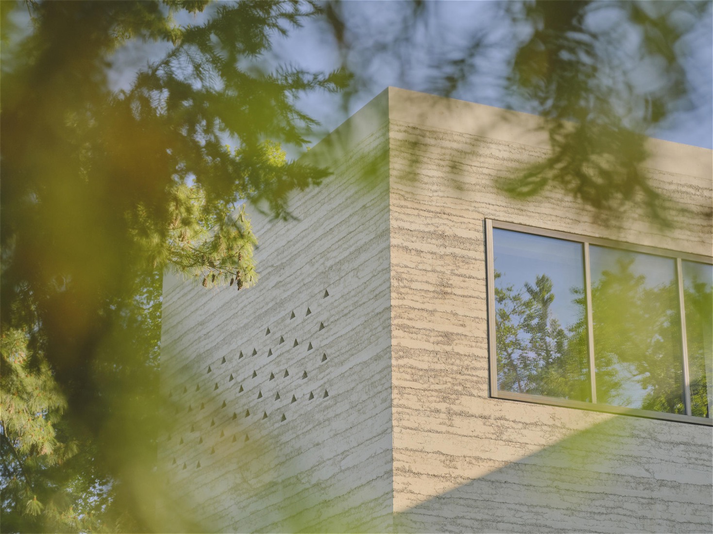 El conjunto ampliado de la Fondation Beyeler, Museo Wyss por Atelier Peter Zumthor. Fotografía por Mark Niedermann.