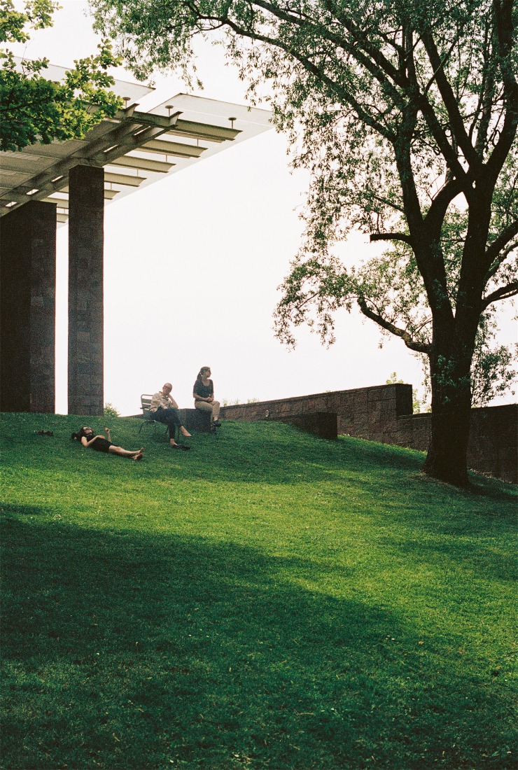 The expanded ensemble of the Fondation Beyeler, Beyeler Museum by Renzo Piano. Photograph by KThe expanded ensemble of the Fondation Beyeler, Beyeler Museum by Renzo Piano. Photograph by Katalin Deér.atalin Deér..