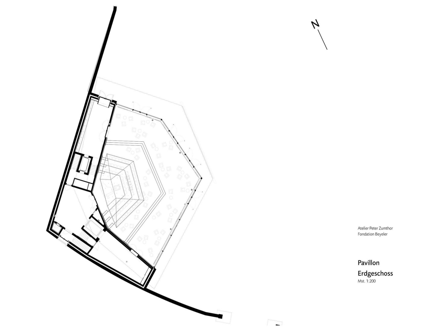 Plano de planta del pabellón Ammann. El conjunto ampliado de la Fondation Beyeler: el Pabellón Ammann por Atelier Peter Zumthor. 