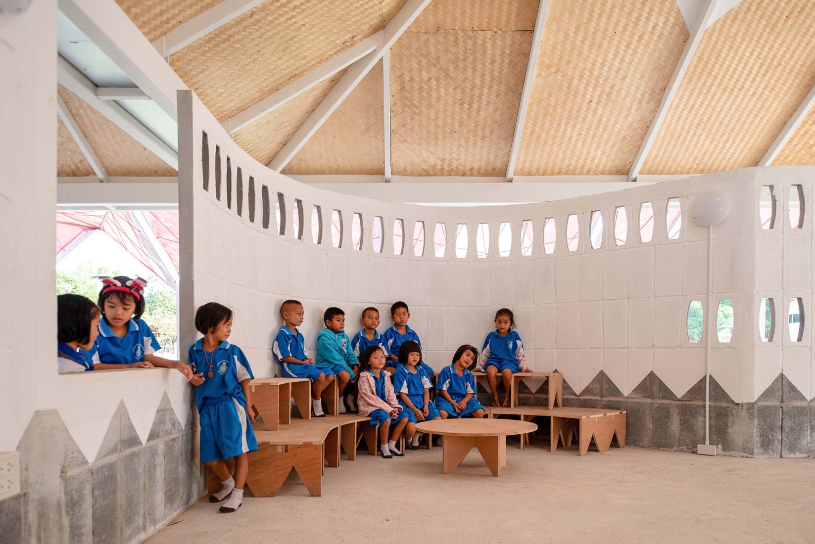 Bang Nong Saeng Kindergarten by Sarquella Torres Architects. Photograph by Beer Singnoi.