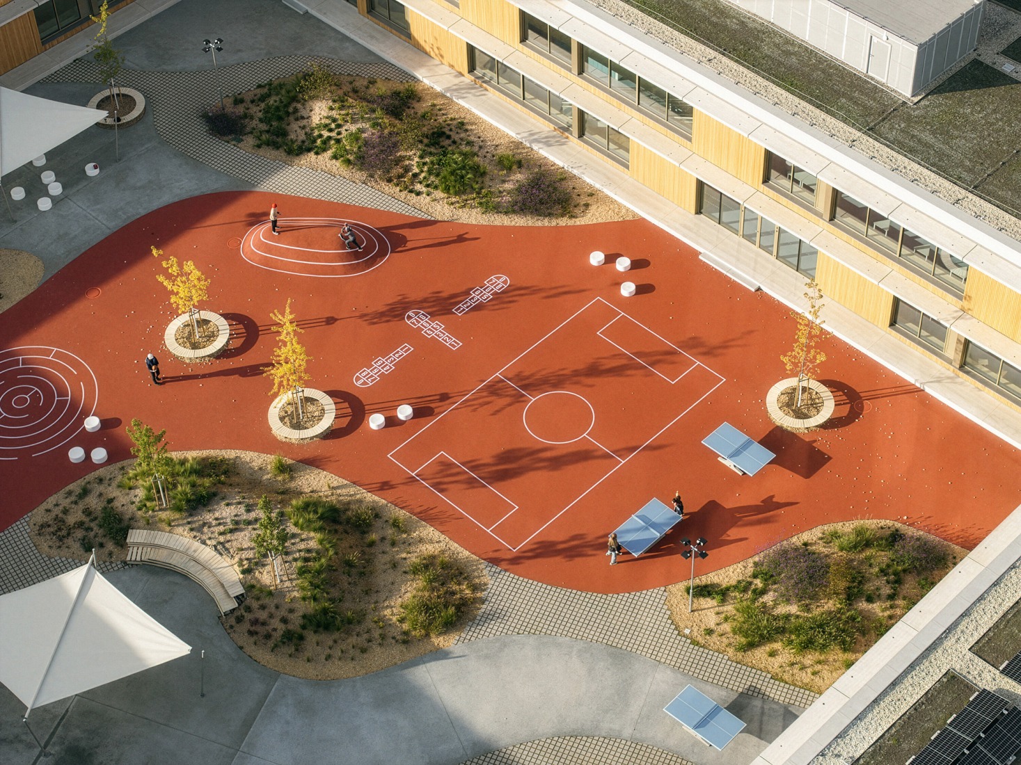 Escuela Primaria LOŠBATES por Pelletier de Fontenay + SOA architects. Fotografía por Alex Shoots Buildings.