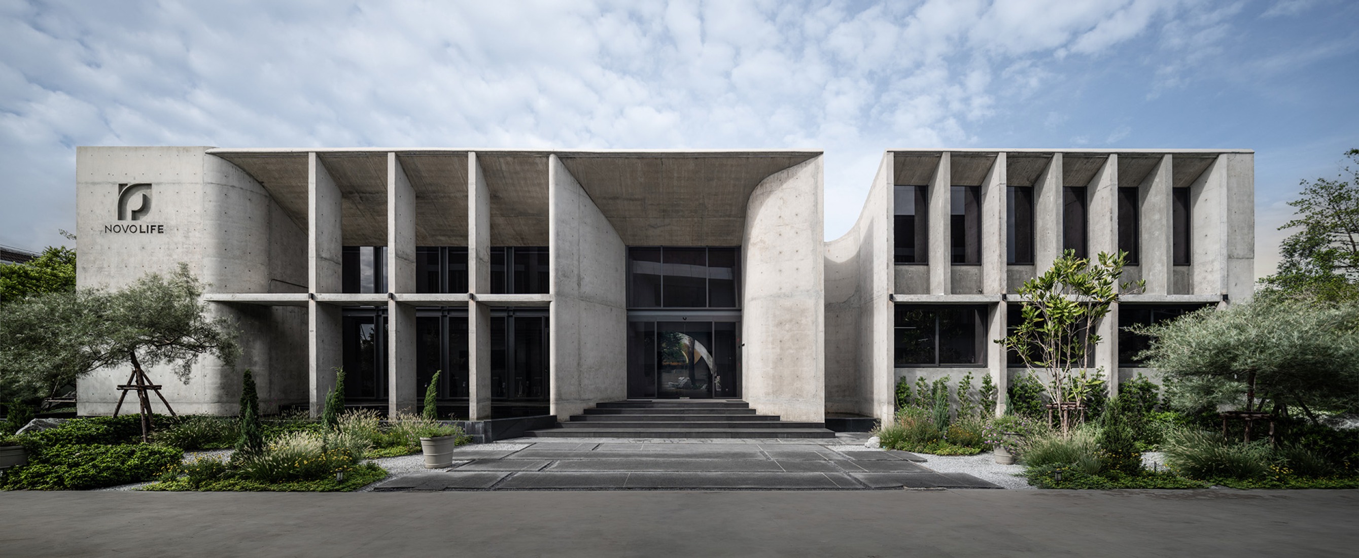 Exterior. Novolife HQ Office by Studio Krubka. Photograph by Weerapon Singnoi.
