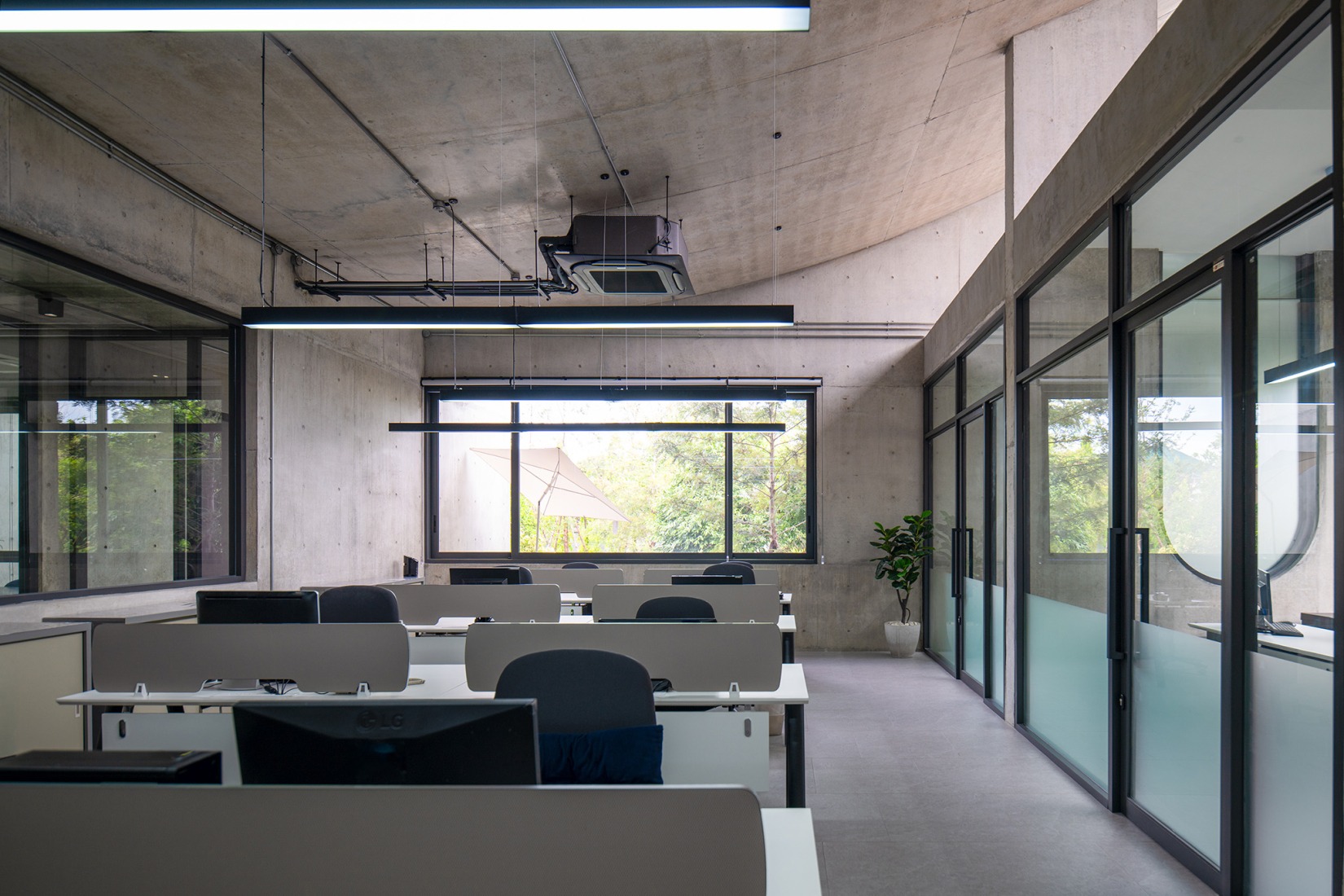 Office + Interior space. Novolife HQ Office by Studio Krubka. Photograph by Weerapon Singnoi.