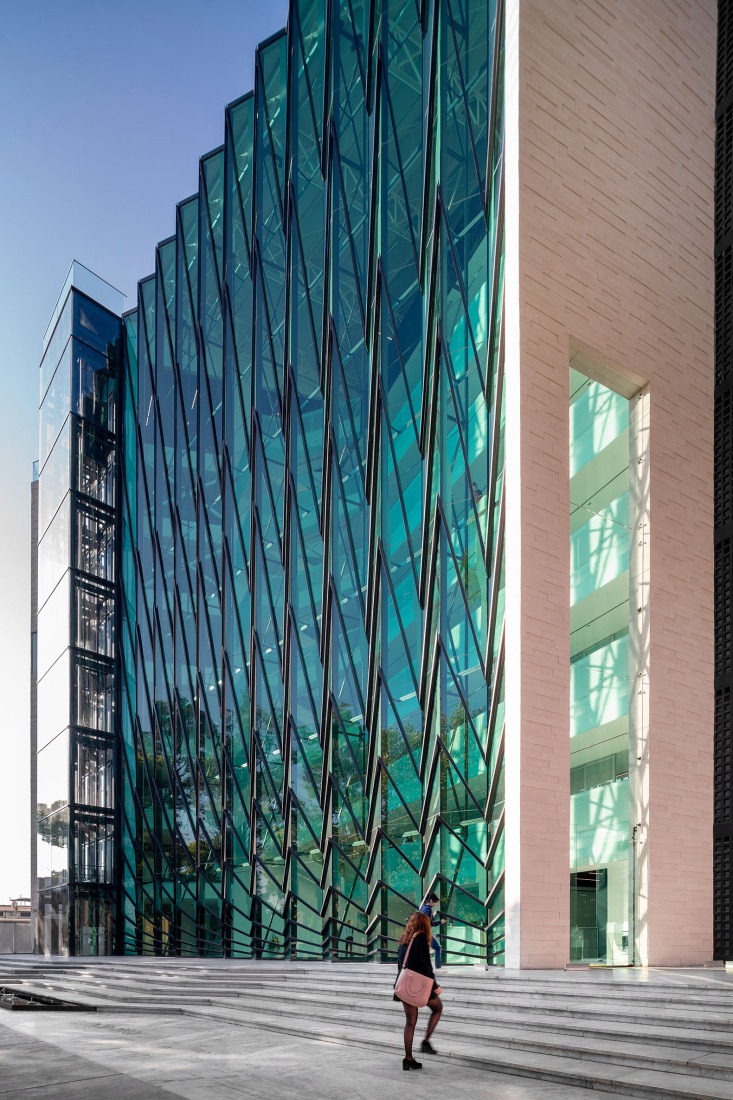 UAD Alamedas Tower by Jonathan Corral Arquitectos. Photograph by Recording Architecture.