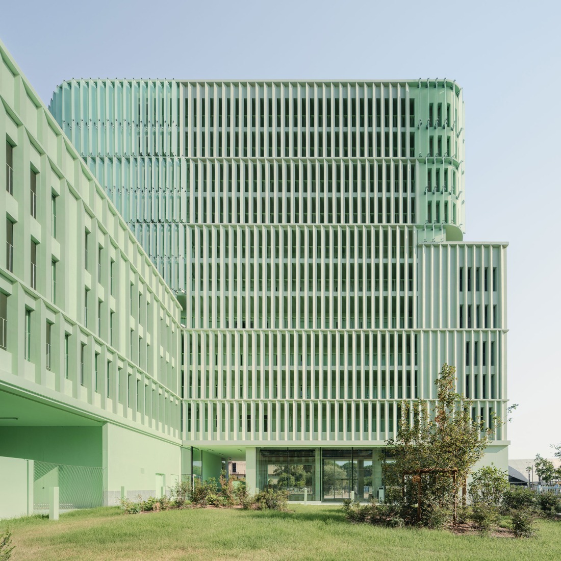 OASIS by Atelier Stéphane Fernandez. Photograph by Vladimir de Mollerat du Jeu.