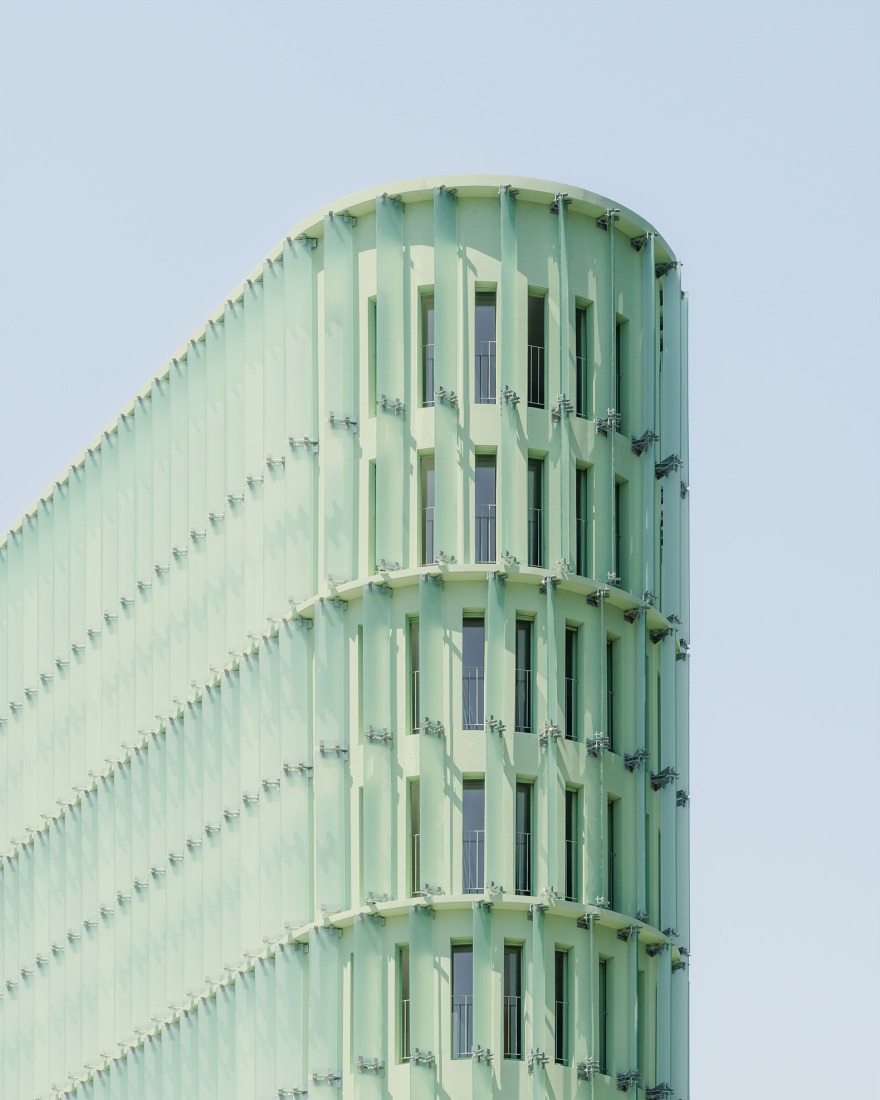 OASIS by Atelier Stéphane Fernandez. Photograph by Vladimir de Mollerat du Jeu.