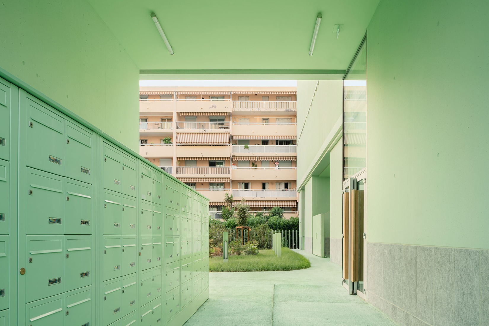 OASIS by Atelier Stéphane Fernandez. Photograph by Vladimir de Mollerat du Jeu.
