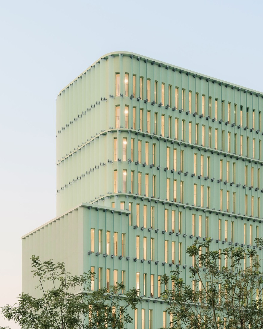 OASIS by Atelier Stéphane Fernandez. Photograph by Vladimir de Mollerat du Jeu.