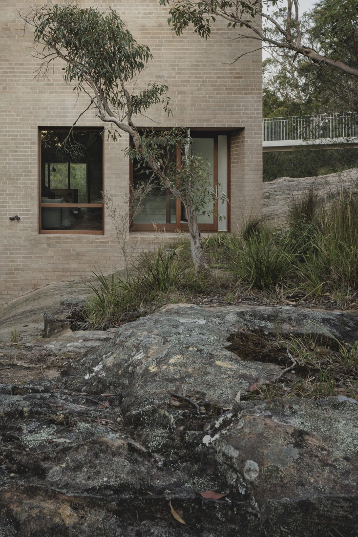 Casa EA por Bokey Grant. Fotografía por Clinton Weaver.