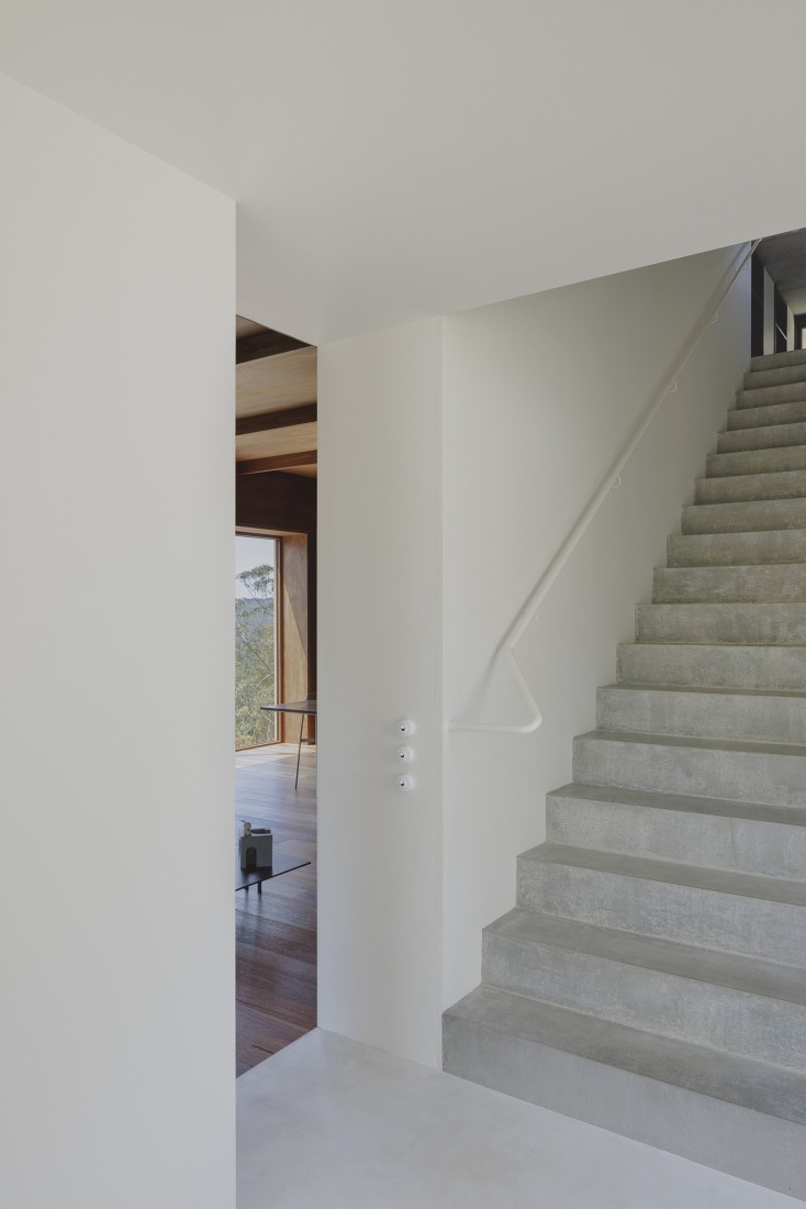 Casa EA por Bokey Grant. Fotografía por Clinton Weaver.