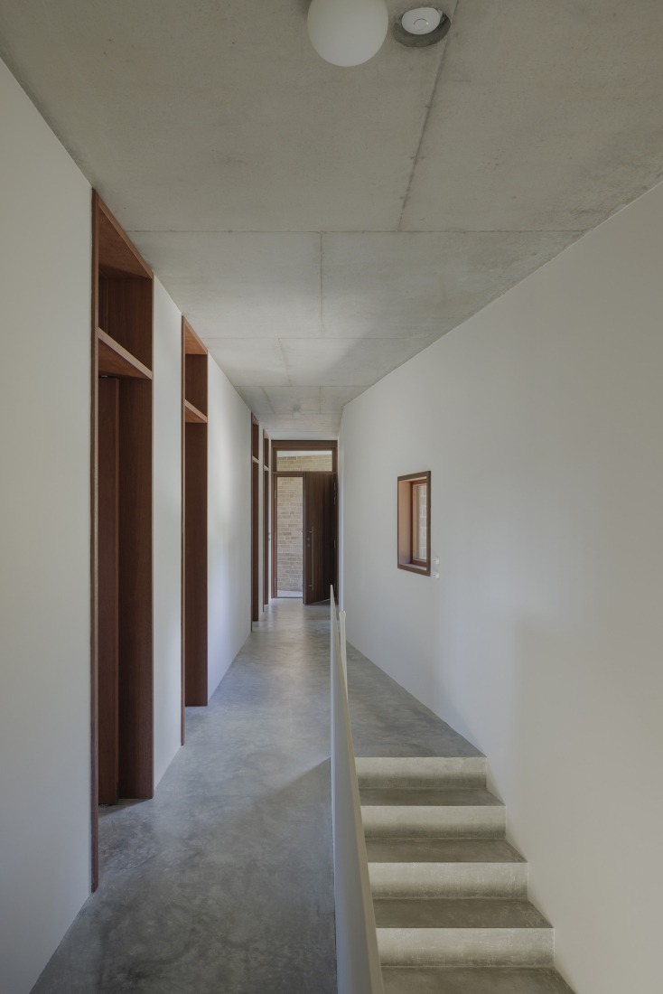 Casa EA por Bokey Grant. Fotografía por Clinton Weaver.