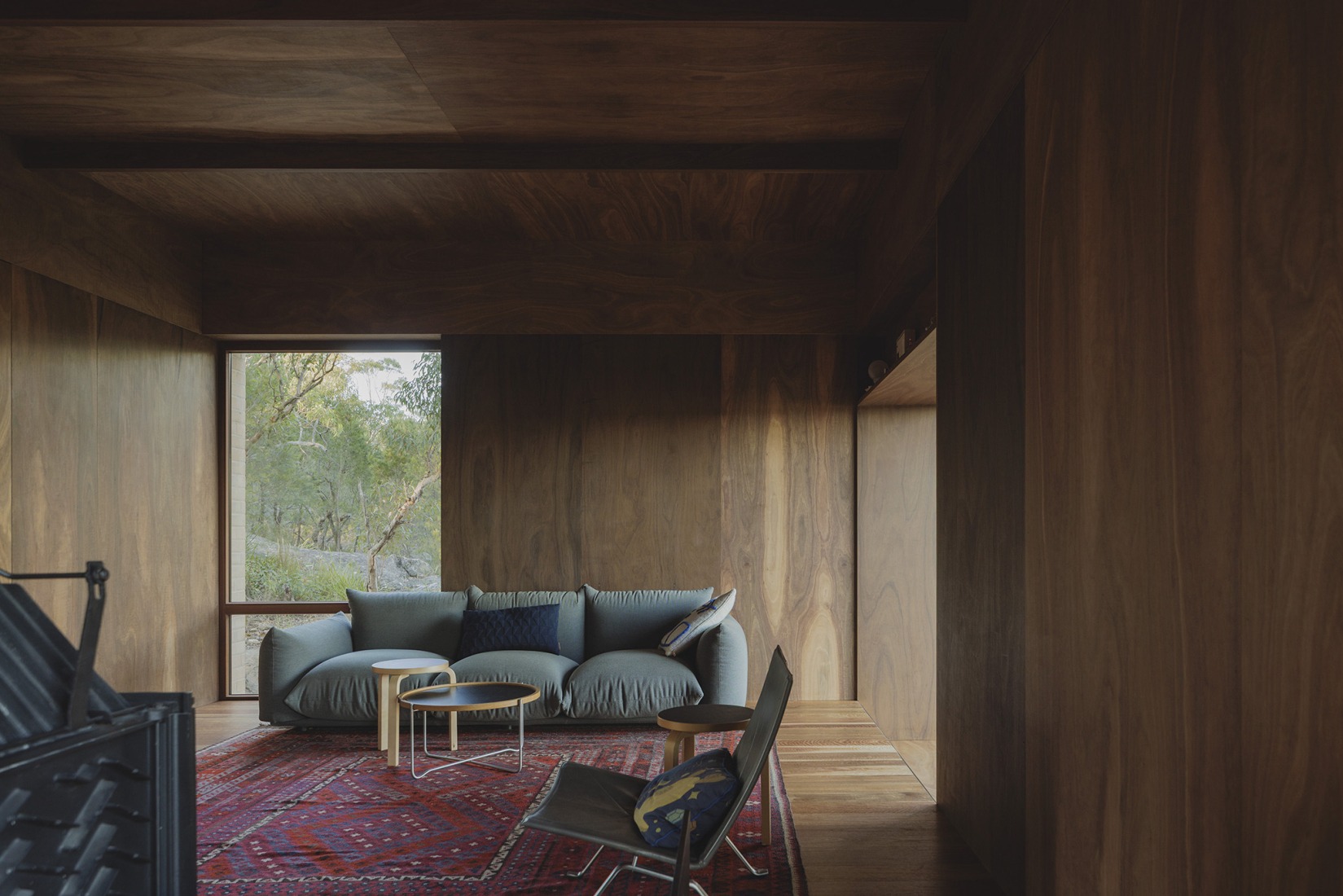 Casa EA por Bokey Grant. Fotografía por Clinton Weaver.
