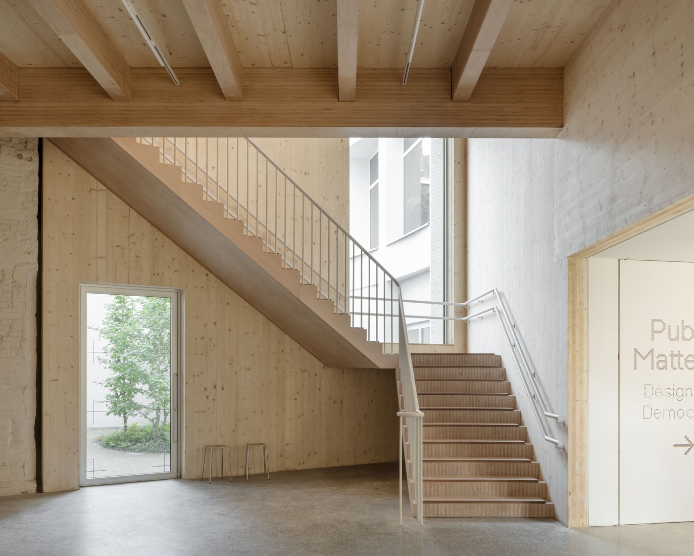 El Design Museum Gent por Carmody Groarke y ATAMA. Fotografía por Johan Delil.