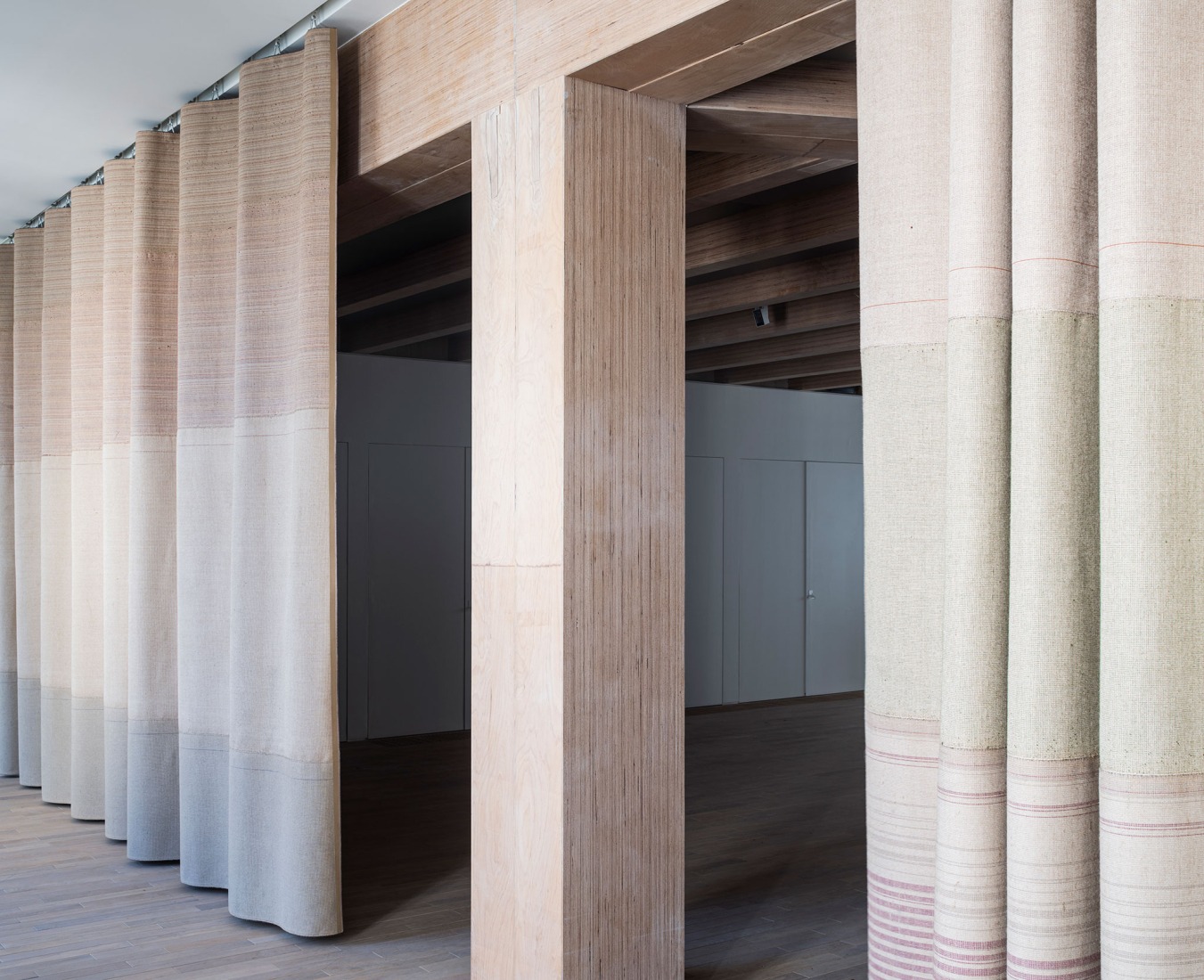 El Design Museum Gent por Carmody Groarke y ATAMA. Fotografía por Michiel De Cleene.