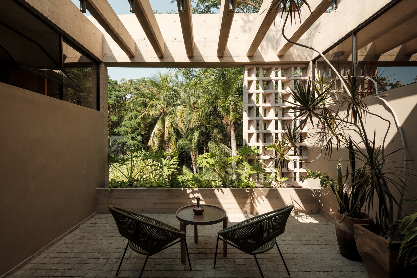 Casa Akina por Di Frenna Arquitectos. Fotografía por Lorena Darquea.
