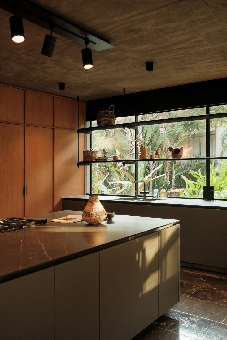 Casa Akina por Di Frenna Arquitectos. Fotografía por Lorena Darquea.