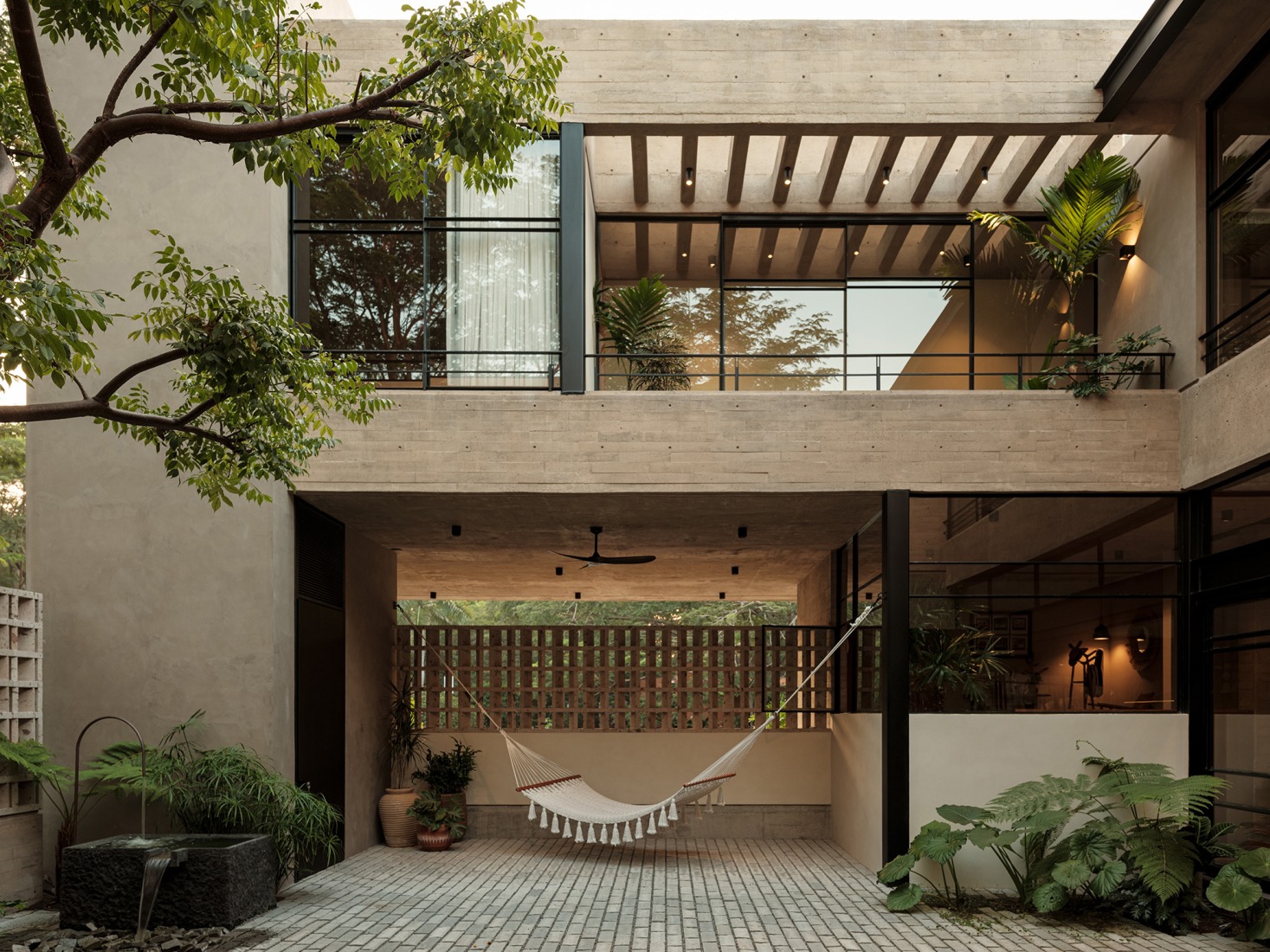 Casa Akina por Di Frenna Arquitectos. Fotografía por Lorena Darquea.