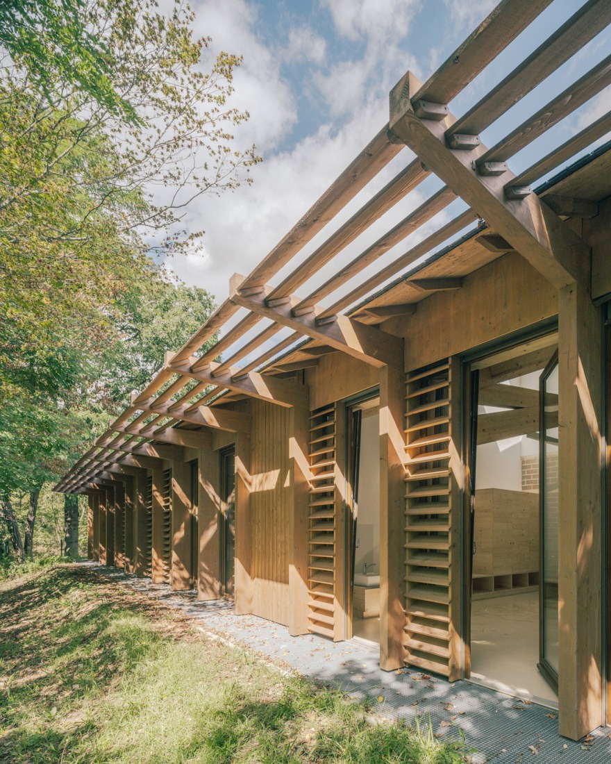 Centro de Ocio Bois de Cergy por PLURIEL[LES] ARCHITECTES. Fotografía por Charly Broyez.