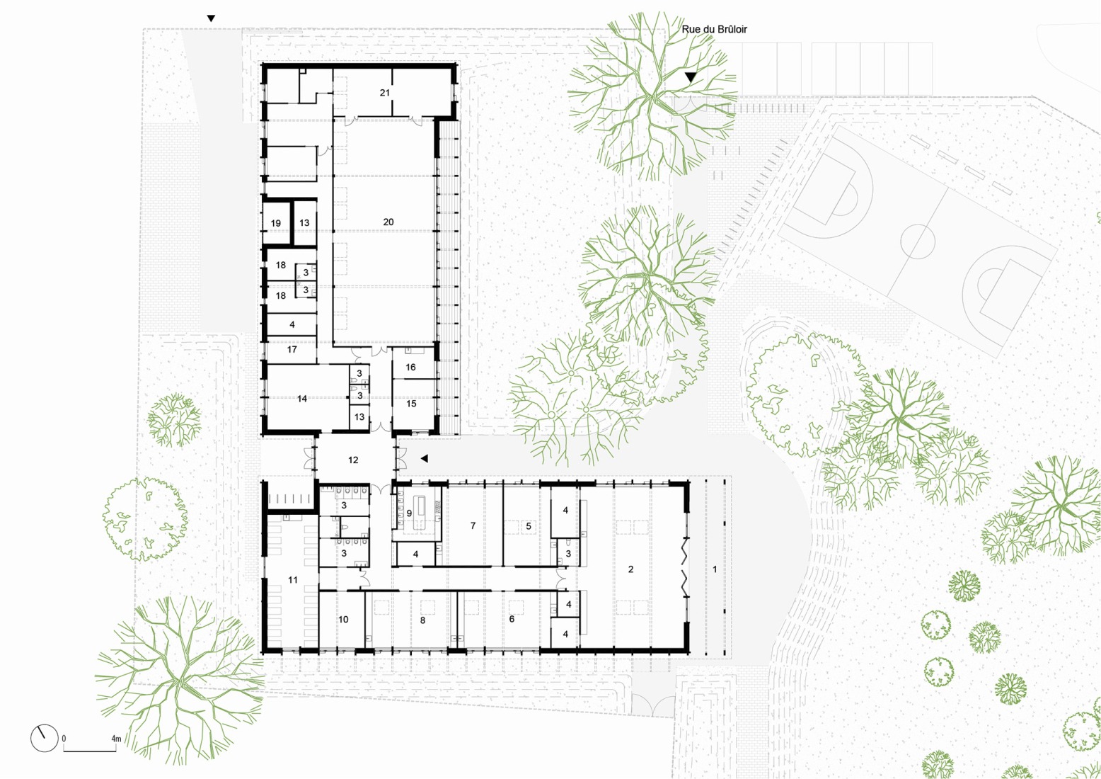 Plano de planta baja. Centro de Ocio Bois de Cergy por PLURIEL[LES] ARCHITECTES.