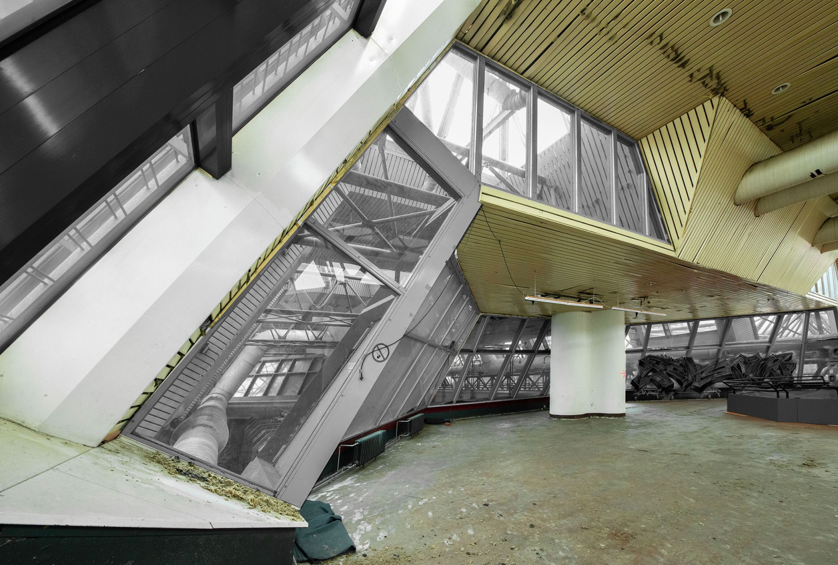 Kay Fingerle 2026. Exposición «SEZ – The Im/Possibility of an Island».