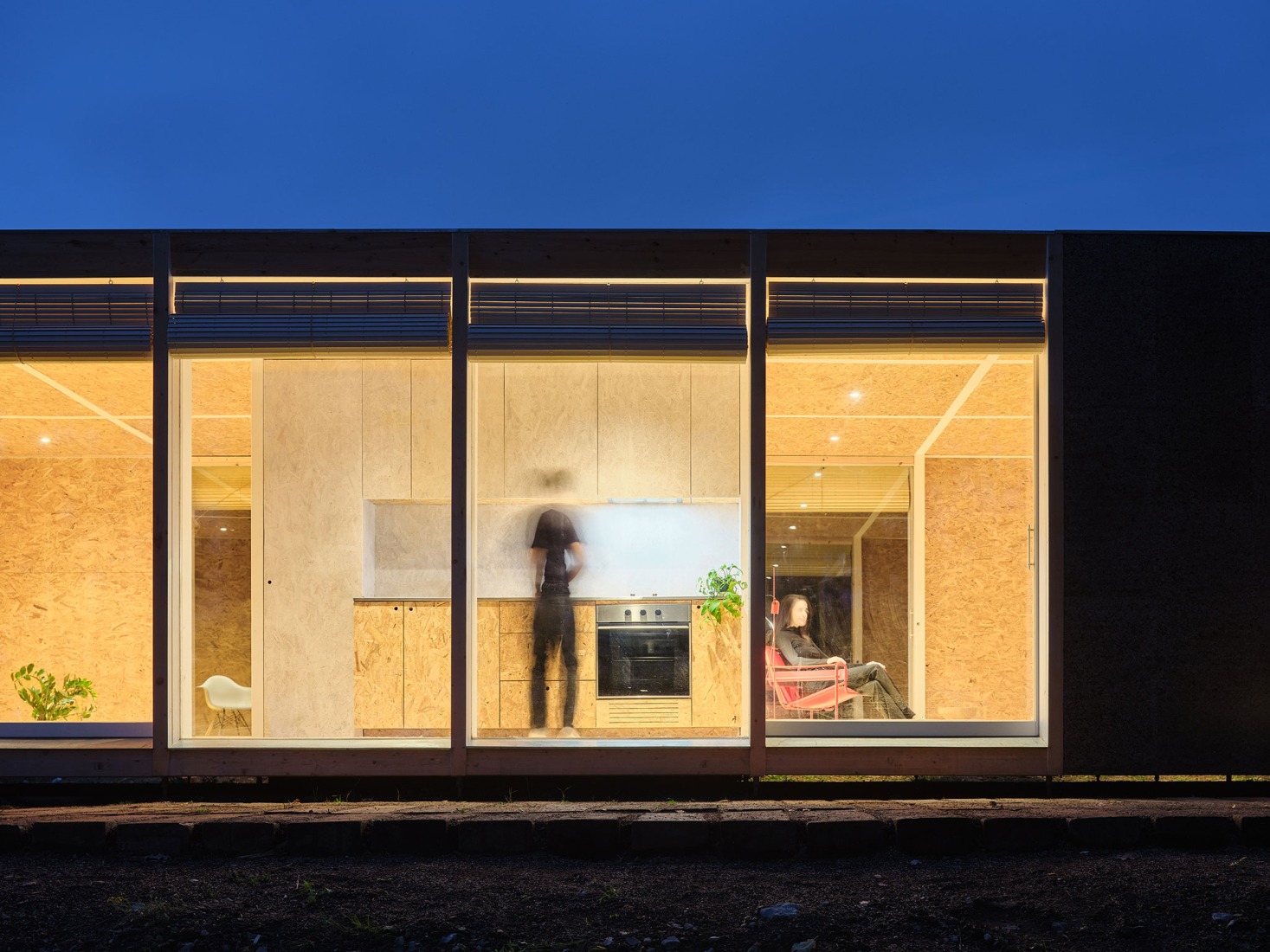 Casa Bosc por Ágora Arquitectura. Fotografía por Adrià Goulà.