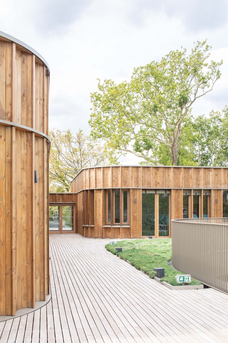 School in Marly by Archi5 + Bureau Face B. Photograph by Louis Duboys Fresney.