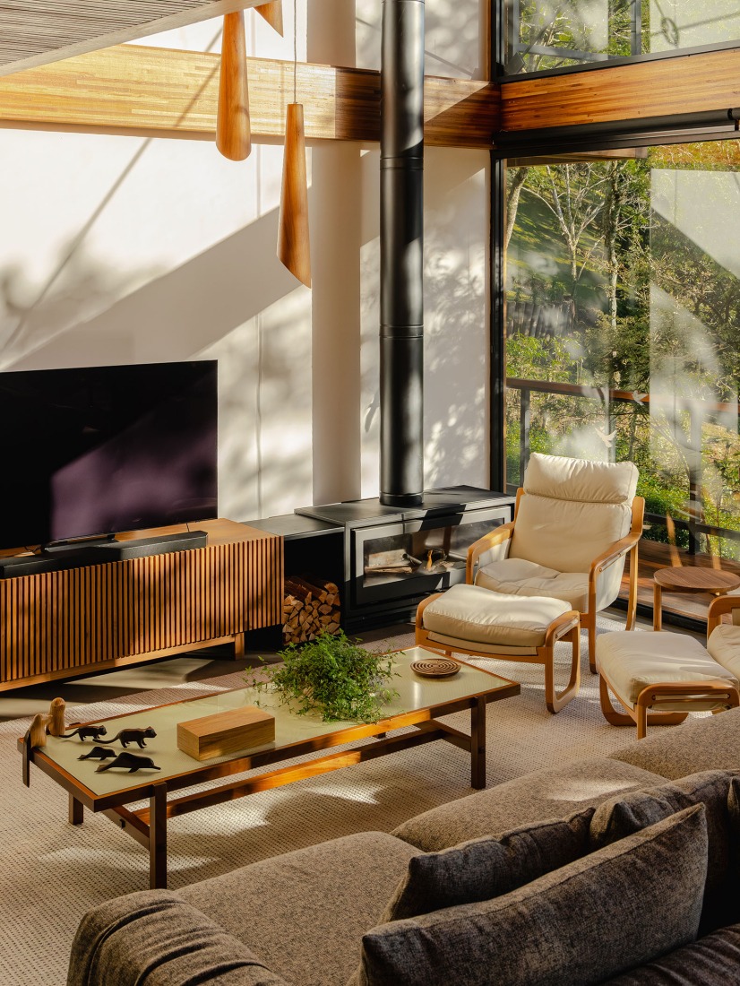 Pinhal House by Cornetta Arquitetura. Photography by Manuel Sá.