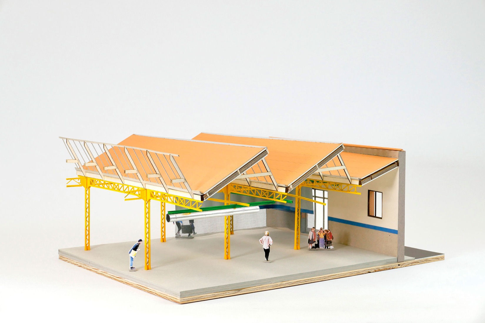 Axonometry section. Bernie Hall, Digital arts center by Graal.