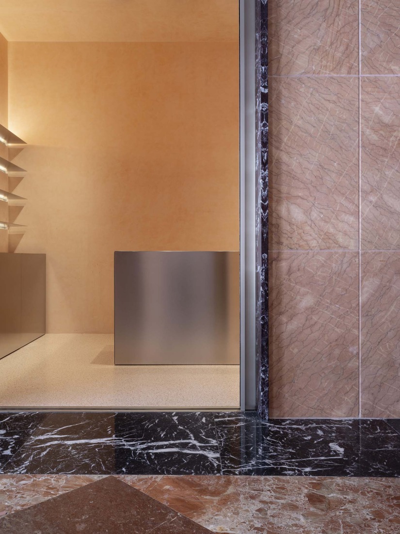 Nueva Tienda del Teatro de la Zarzuela de Madrid por Donaire Milans Arquitectos. Fotografía por Juan Baraja.