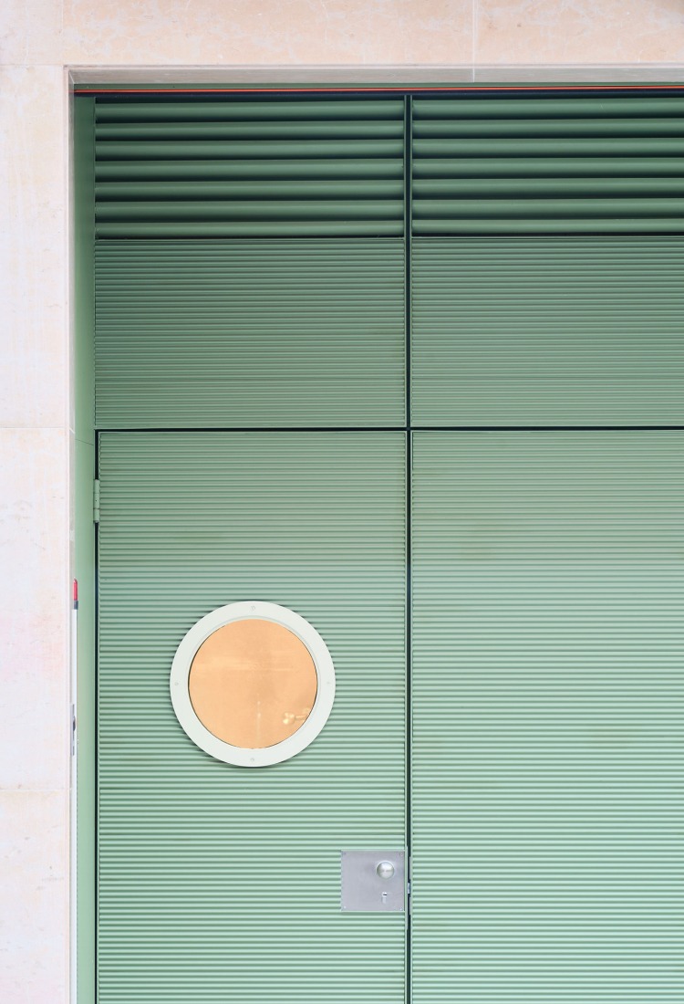 Space Alkar contemporary art collection by estudio Herreros. Photography by José Hevia.
