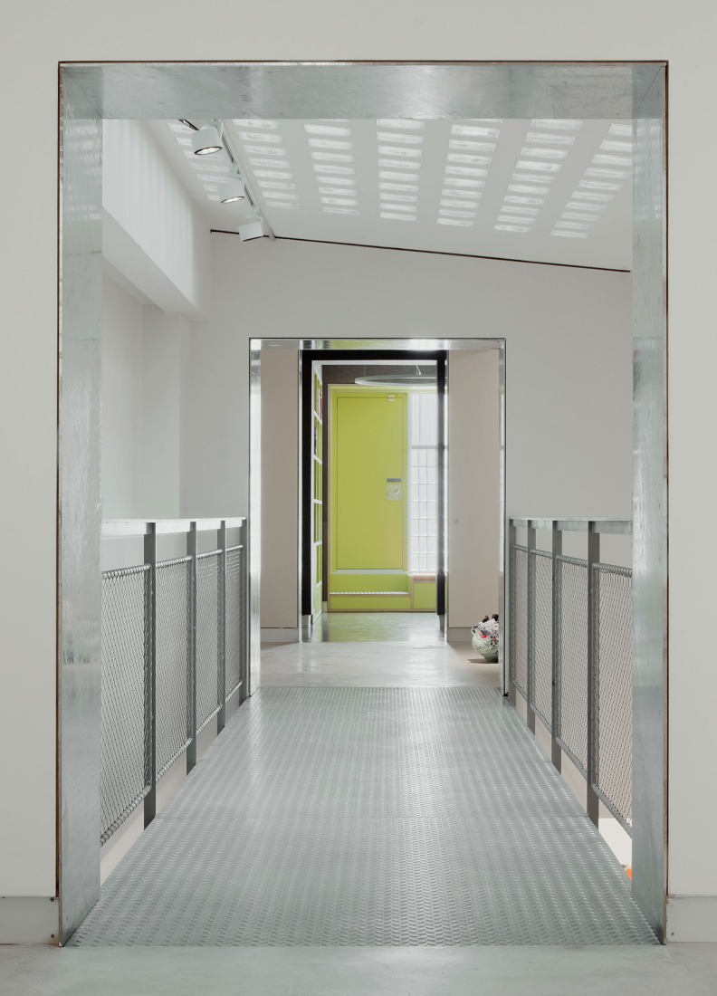 Space Alkar contemporary art collection by estudio Herreros. Photography by José Hevia.