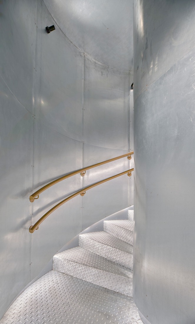 Space Alkar contemporary art collection by estudio Herreros. Photography by José Hevia.