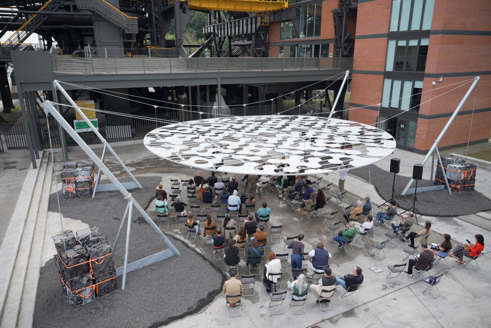 Pavilion FERRUM TAC! 2026 by Juan Mateos Corona. Photograph by Mikel Blasco.