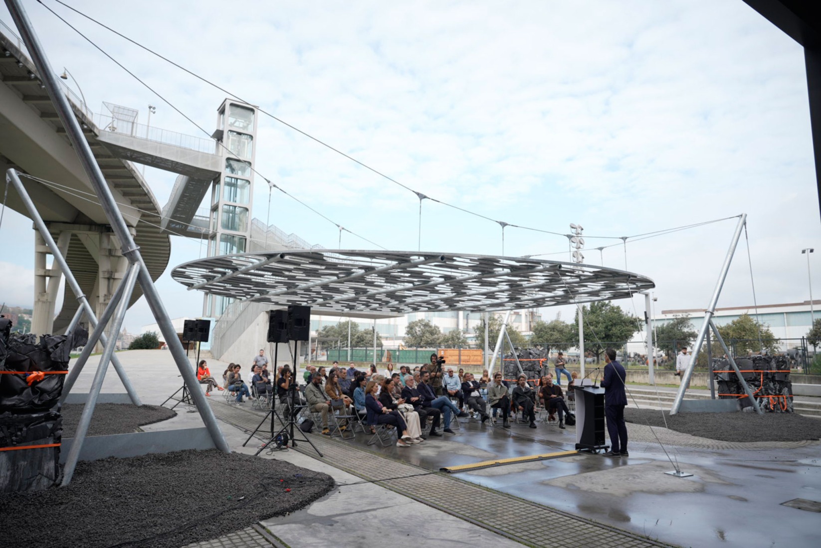 Pavilion FERRUM TAC! 2026 by Juan Mateos Corona. Photograph by Mikel Blasco.