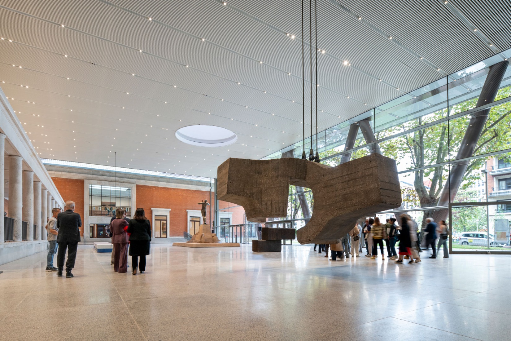 Plaza Arriaga has become a clear public focus for art and events with sculptures by Richard Serra, Pablo Palazuelo, and Eduardo Chillida. Expansion of the Bilbao Fine Arts Museum by Foster + Partners. Photograph by Nigel Young / Foster + Partners.