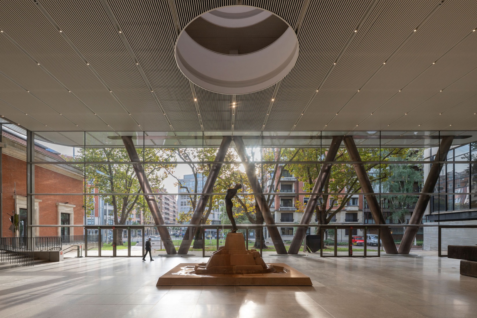 Expansion of the Bilbao Fine Arts Museum by Foster + Partners. Photograph by Nigel Young / Foster + Partners.