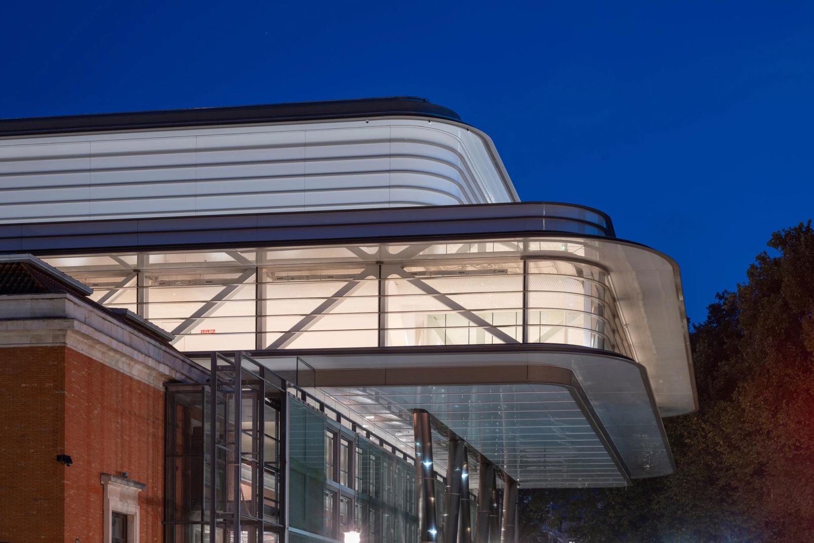 Expansion of the Bilbao Fine Arts Museum by Foster + Partners. Photograph by Nigel Young / Foster + Partners.