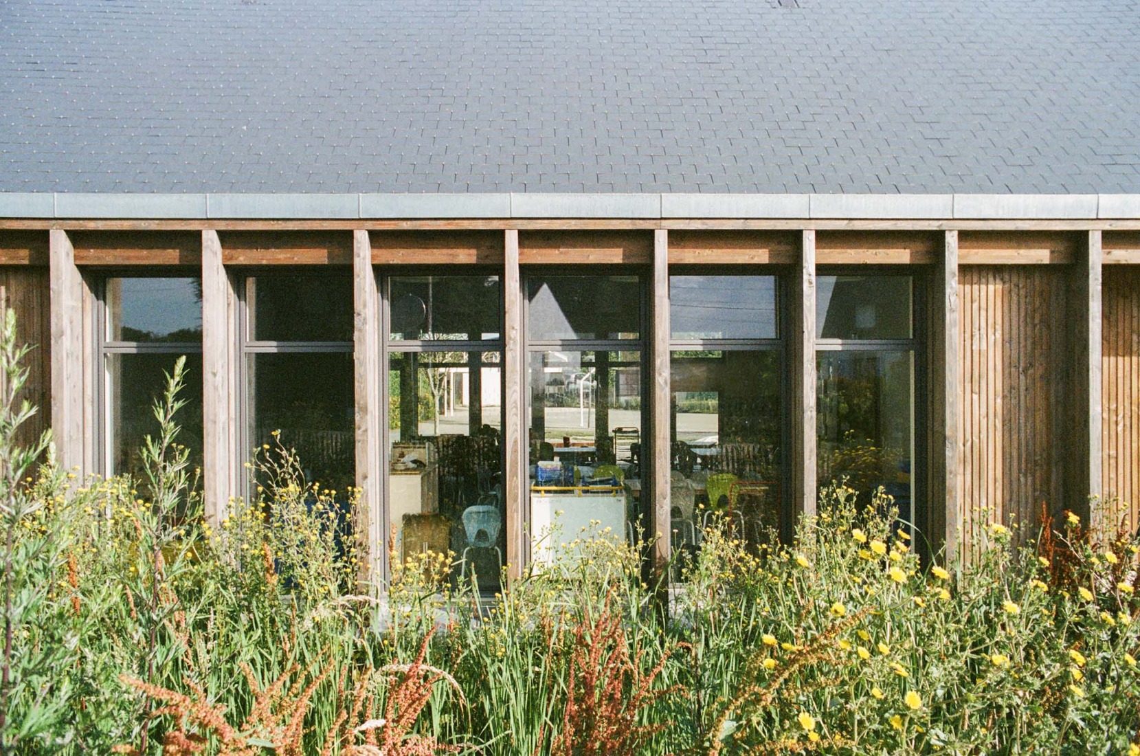 La Madeleine After-School Care Service by Fréquence Architecture. Photograph by Fréquence.
