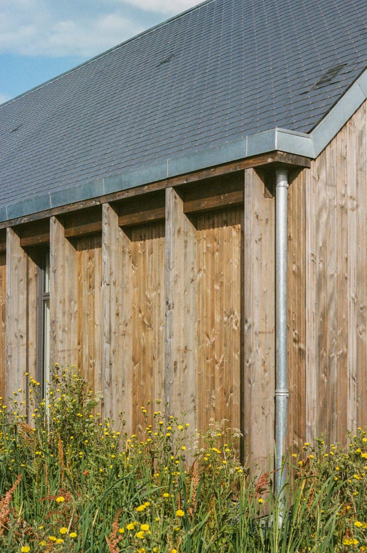 La Madeleine After-School Care Service by Fréquence Architecture. Photograph by Fréquence.