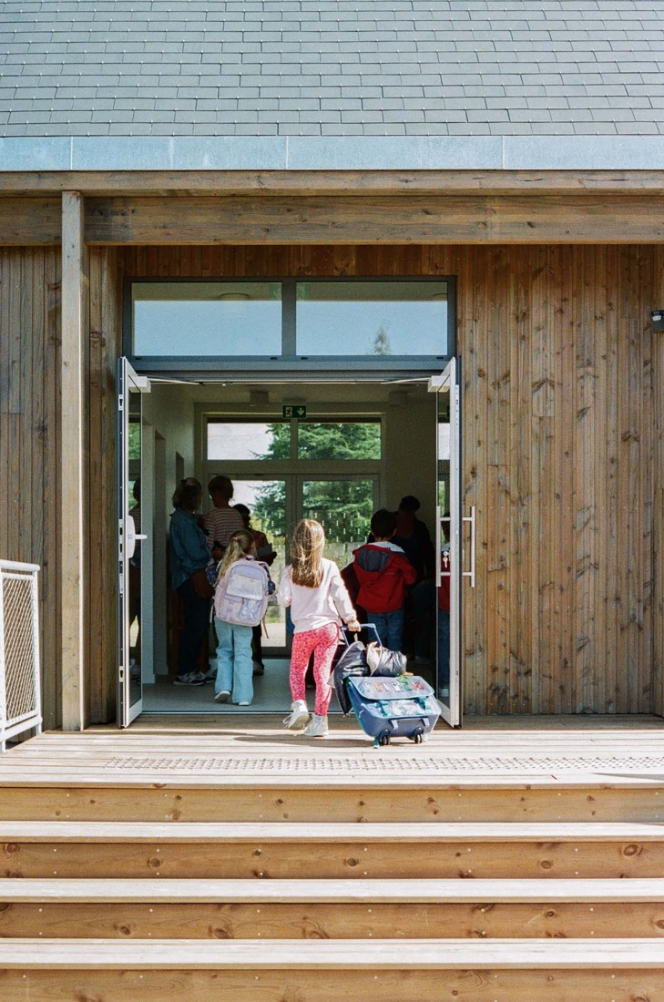 La Madeleine After-School Care Service by Fréquence Architecture. Photograph by Fréquence.