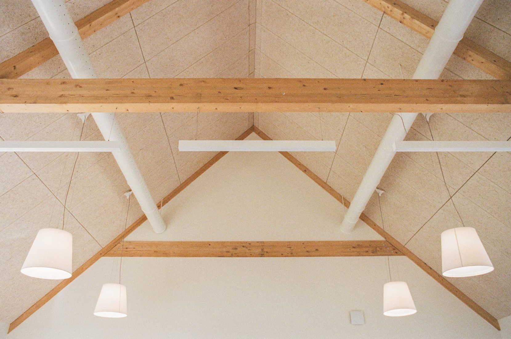 La Madeleine After-School Care Service by Fréquence Architecture. Photograph by Fréquence.