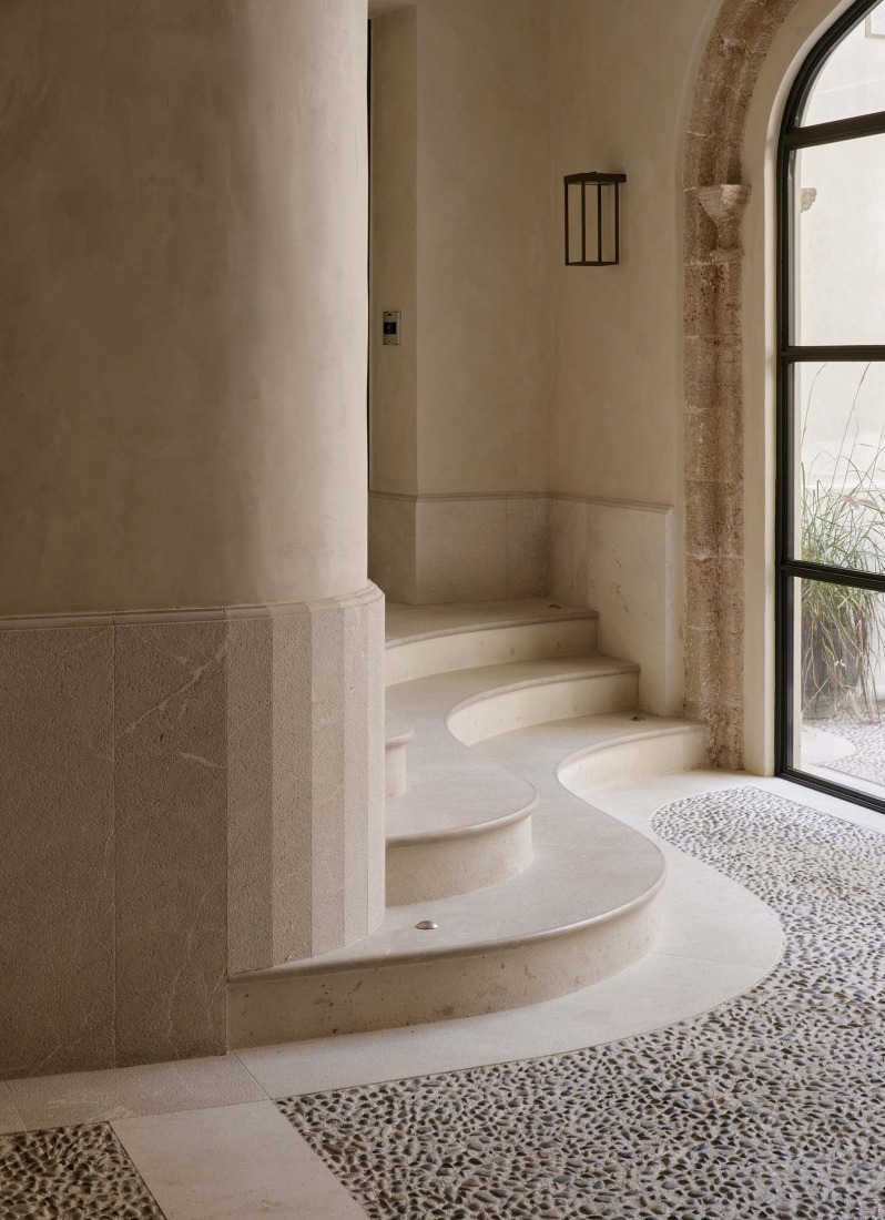 Pelleteria by GRAS Reynés Arquitectos. Photograph by José Hevia. 