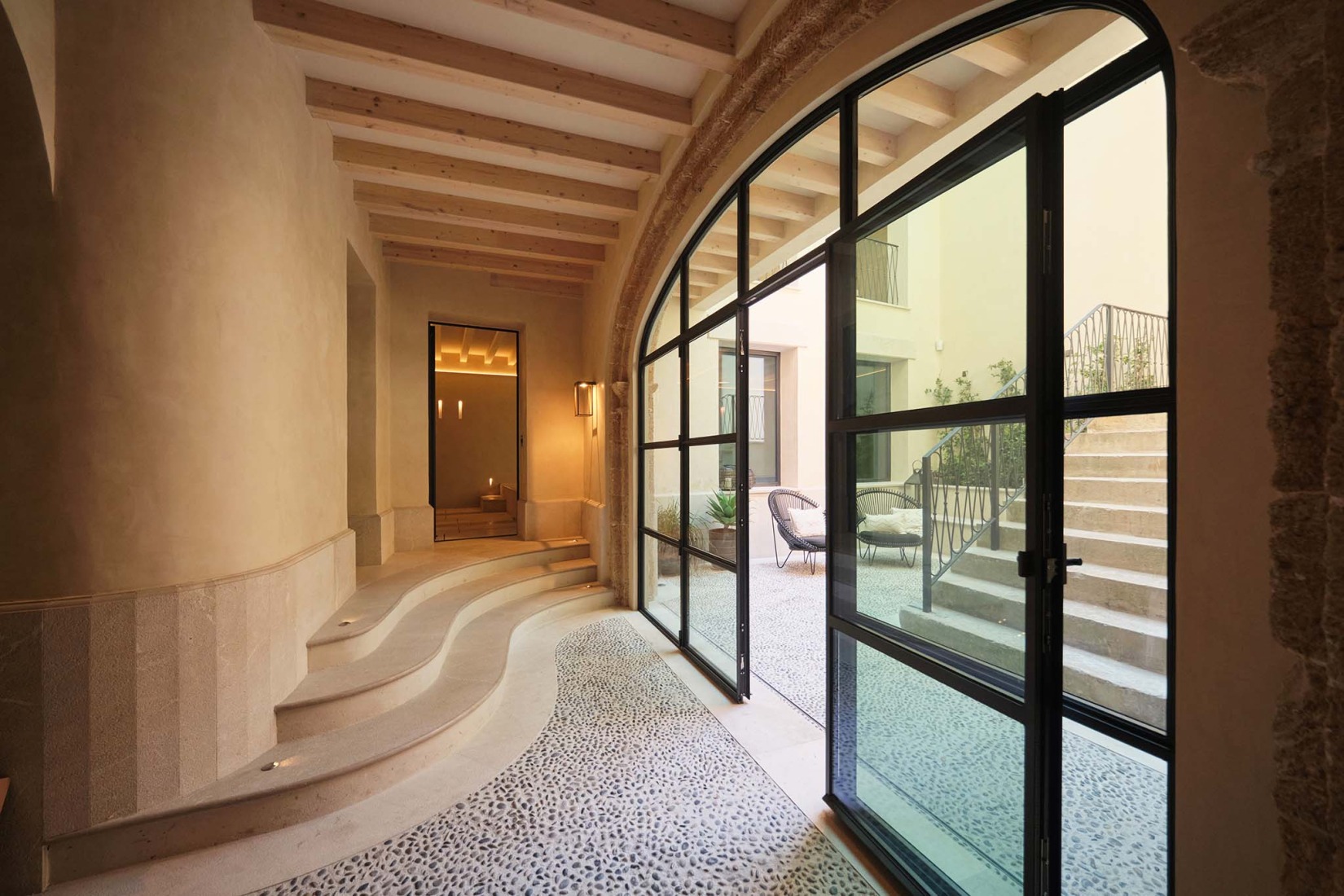 Pelleteria by GRAS Reynés Arquitectos. Photograph by Nando Esteva.