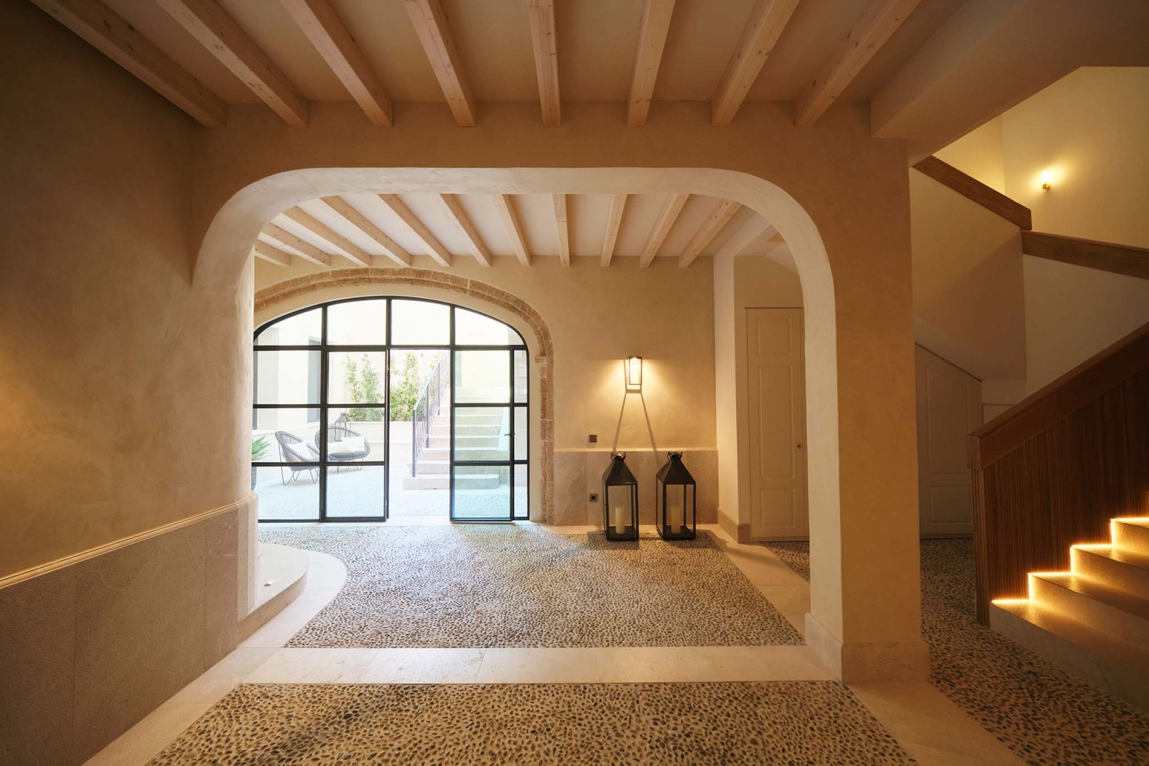 Pelleteria by GRAS Reynés Arquitectos. Photograph by Nando Esteva.