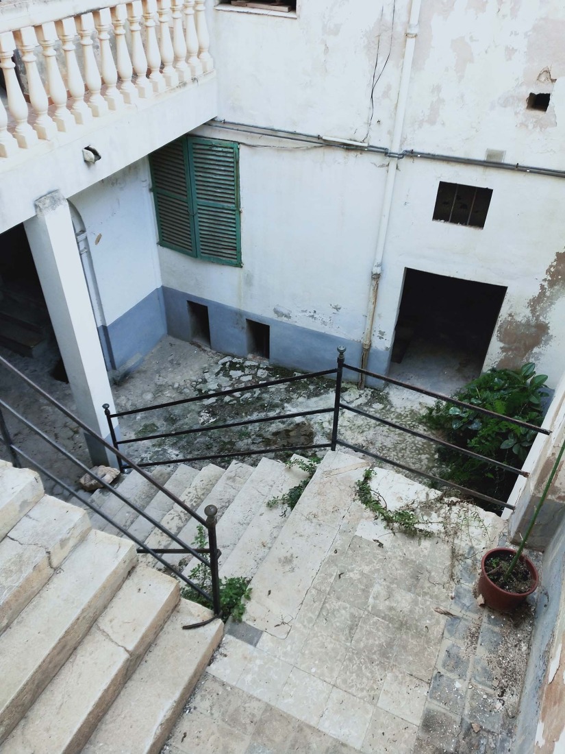 Previous state. Pelleteria by GRAS Reynés Arquitectos.