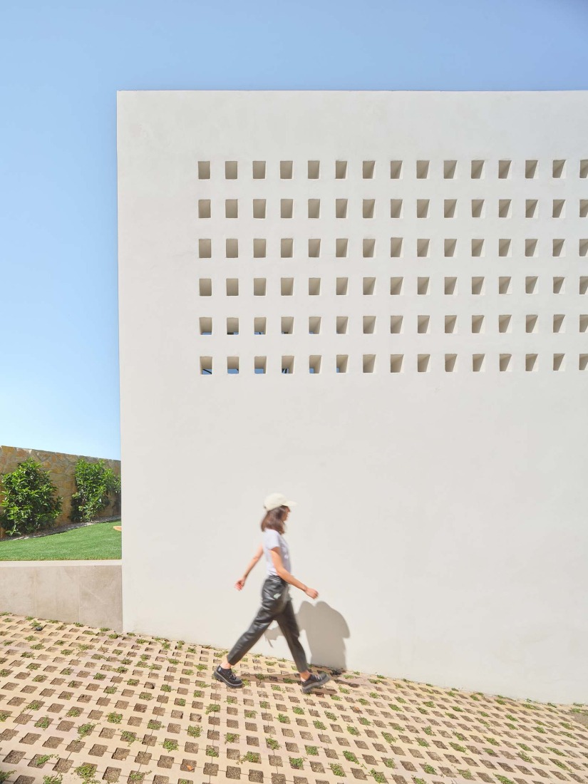 Casa Maridia por Guillem Carrera. Fotografía por Adrià Goula.