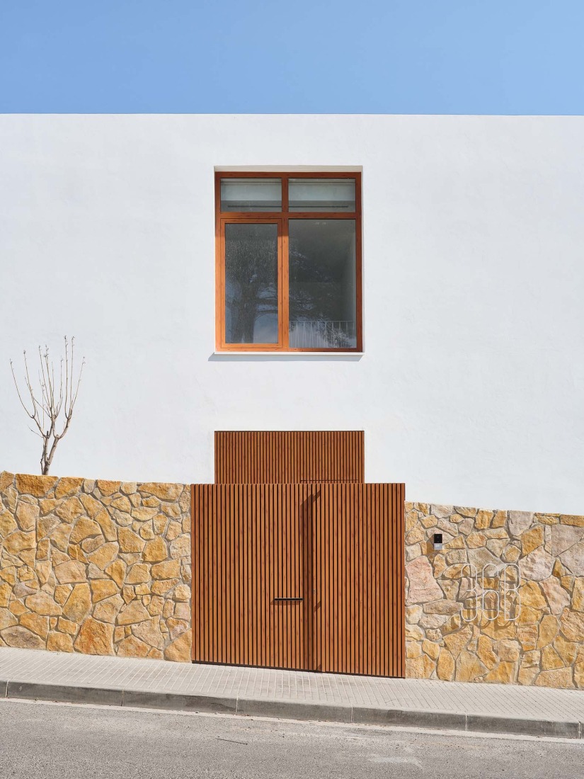 Casa Maridia por Guillem Carrera. Fotografía por Adrià Goula.