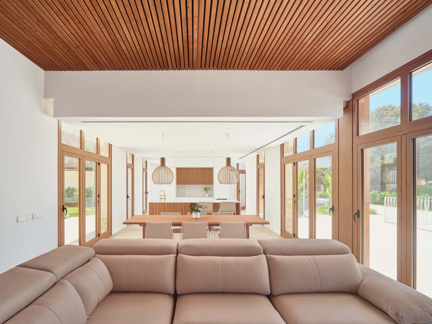 Casa Maridia por Guillem Carrera. Fotografía por Adrià Goula.