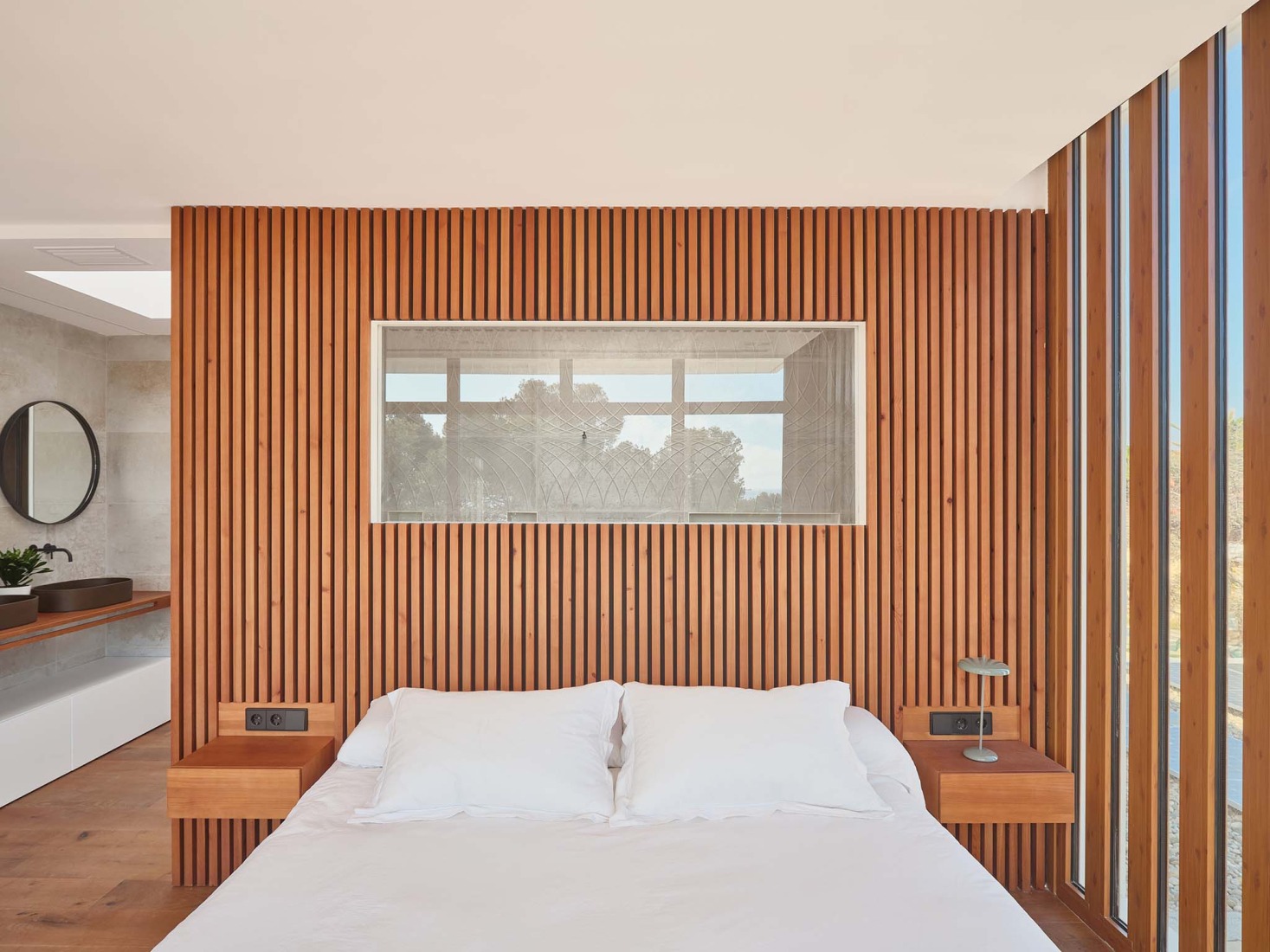Casa Maridia por Guillem Carrera. Fotografía por Adrià Goula.